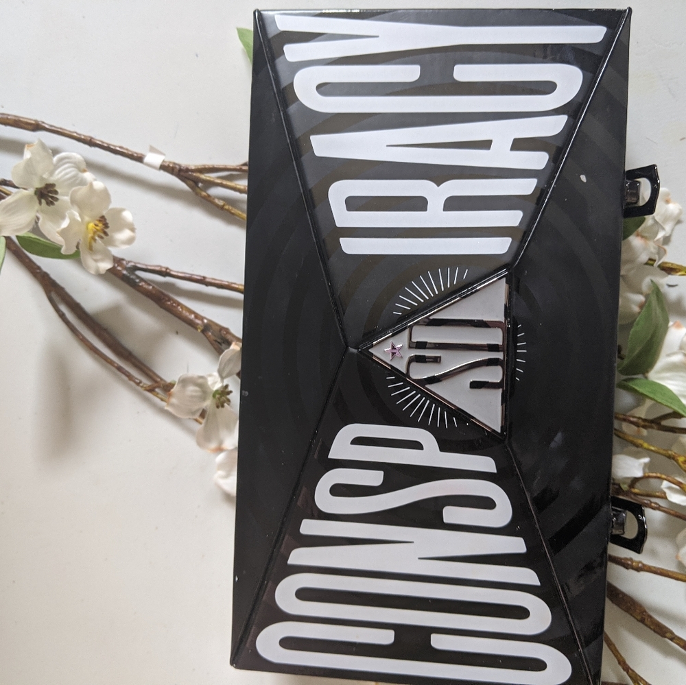 Jeffree Star x Shane Dawson Conspiracy Palette